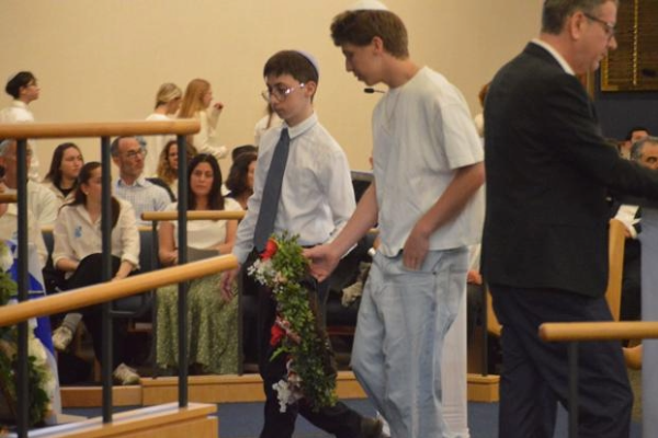 Community Recalls Fallen Soldiers, Terror Victims